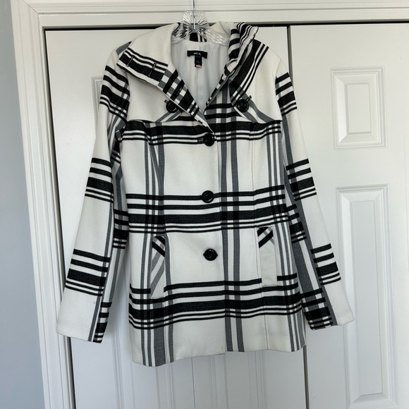 BCX Women's Black and White Plaid Coat Size L fits like an 8 - Picture 1 of 9